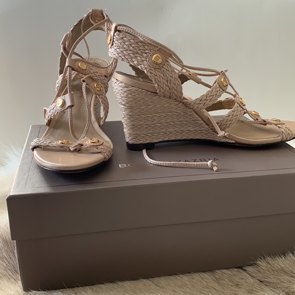 BcbgMaxazria wedge sandal